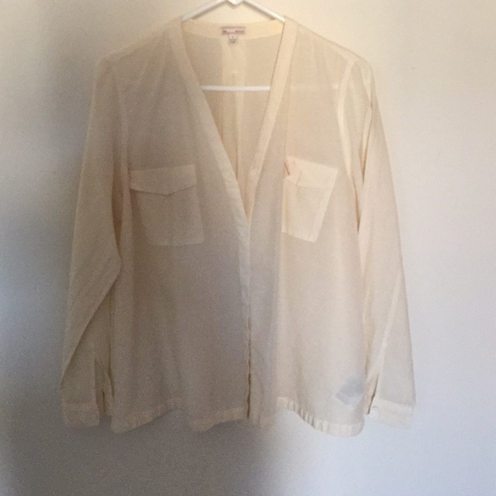 Gap silk button down shirt